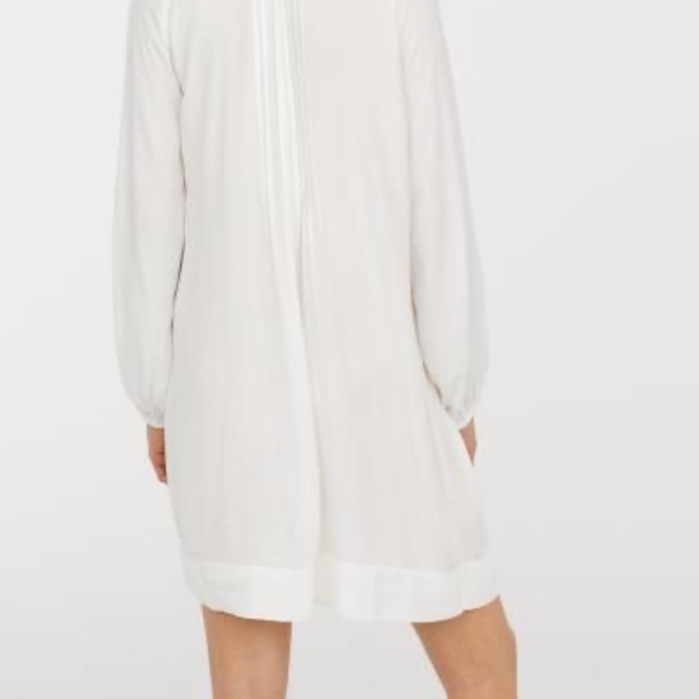 H&M viscose pleated dress with pintucks (EUC) (2) - Picture 6 of 6